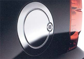 2009 Cadillac Escalade Fuel Door -  Chrome 12497944